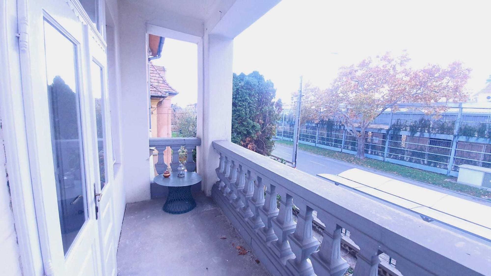 Romantic Villa - ปาปา ภายนอก รูปภาพ